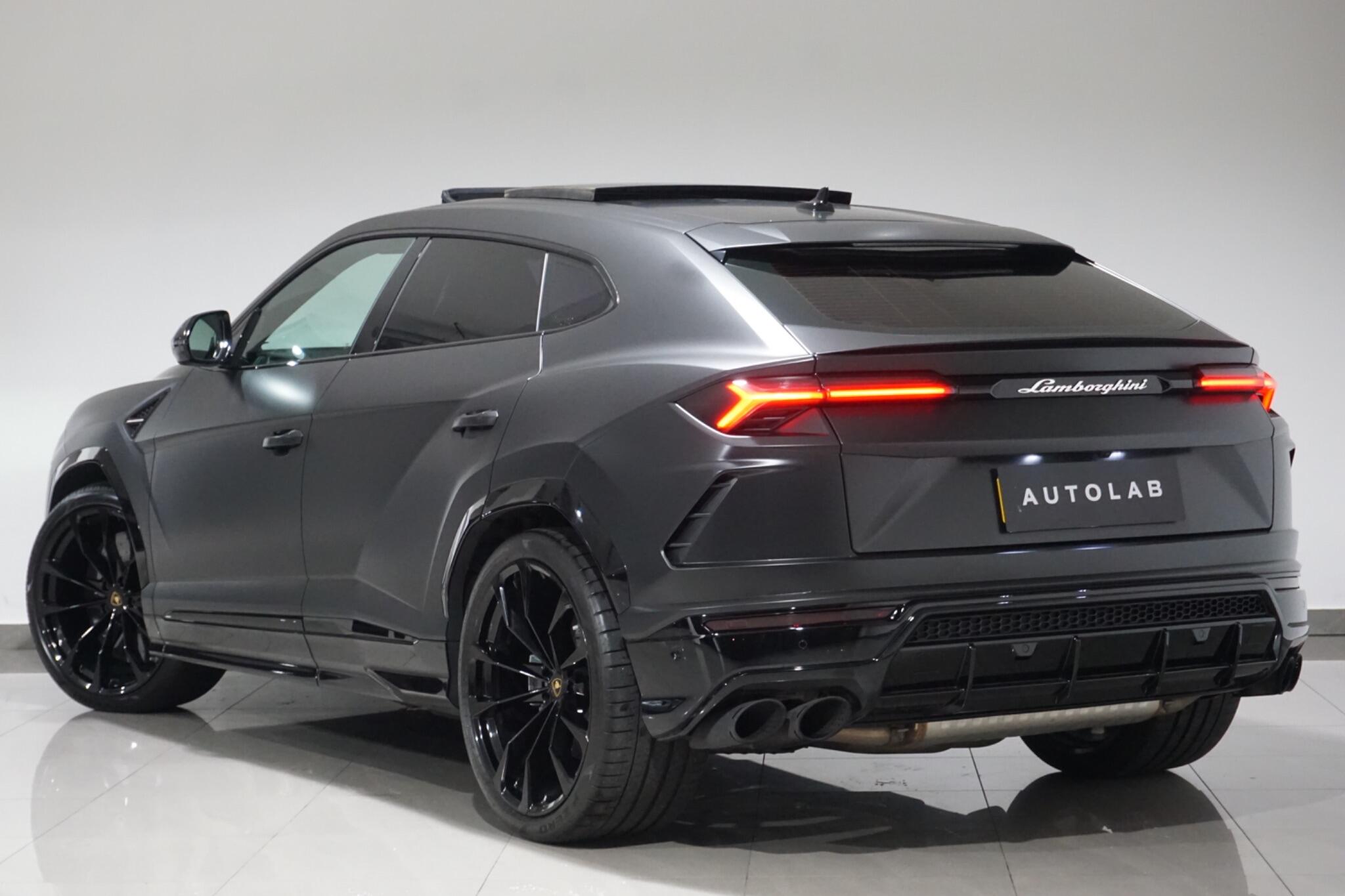 Lamborghini Urus 4.0 V8 BiTurbo SUV 5dr Petrol Auto 4WD Euro 6 (650 ps)